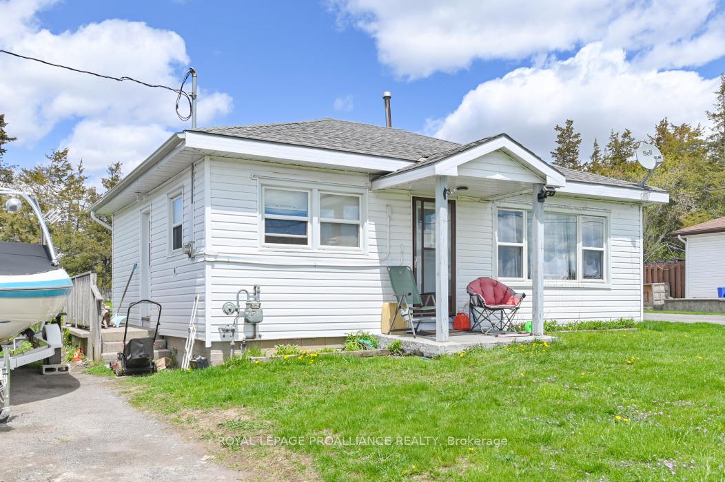 Photo 19 of 45 Black Diamond Road, Belleville, Thurlow Ward — HOMEH