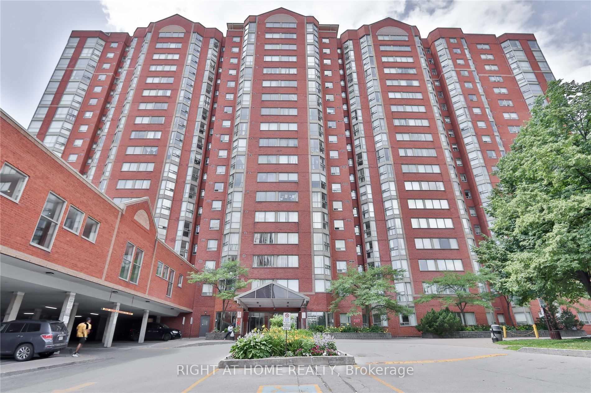 Front of Unit 1714, 2460 Eglinton Avenue E