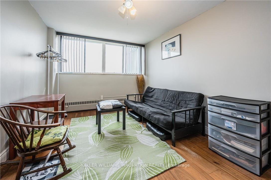 Photo 5 of 24 Midland Drive, Kitchener, Stanley Park — HOMEH