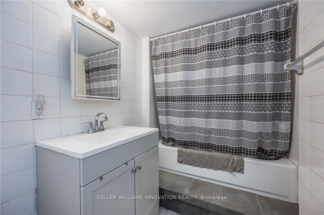 Photo 8 of 24 Midland Drive, Kitchener, Stanley Park — HOMEH