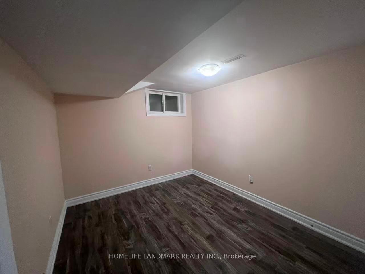 Photo 4 of 157 Pleasant View Basement Drive, North York, Pleasant View — HOMEH