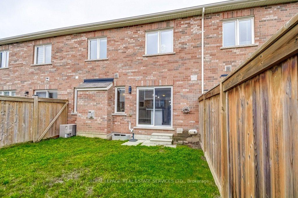 Photo 45 of 329 Gooding Crescent, Milton, Ford — HOMEH