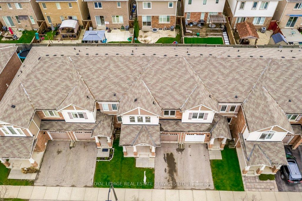 Photo 48 of 329 Gooding Crescent, Milton, Ford — HOMEH
