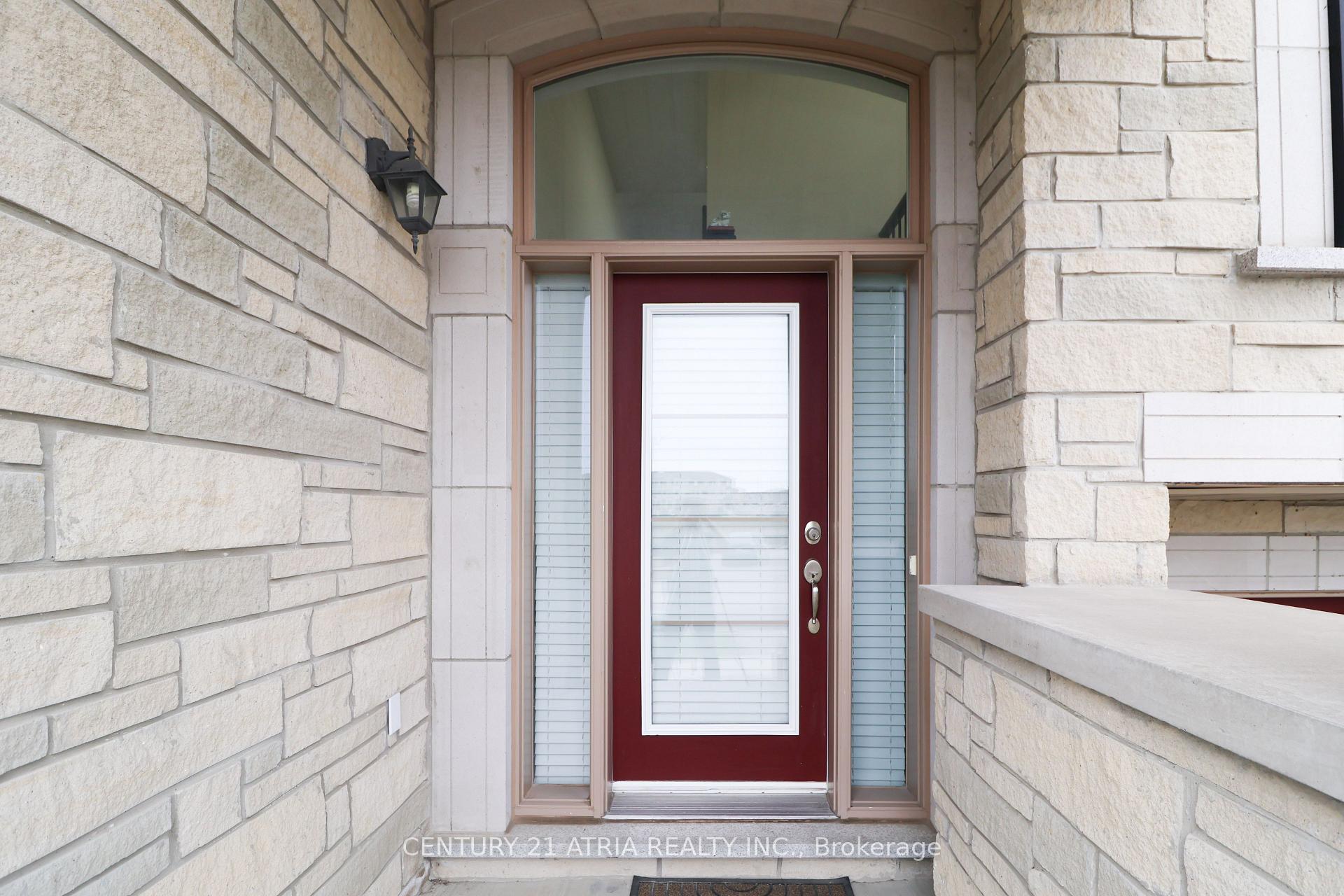 Photo 2 of 134 Dundonnell Place, Vaughan, Vellore Village — HOMEH