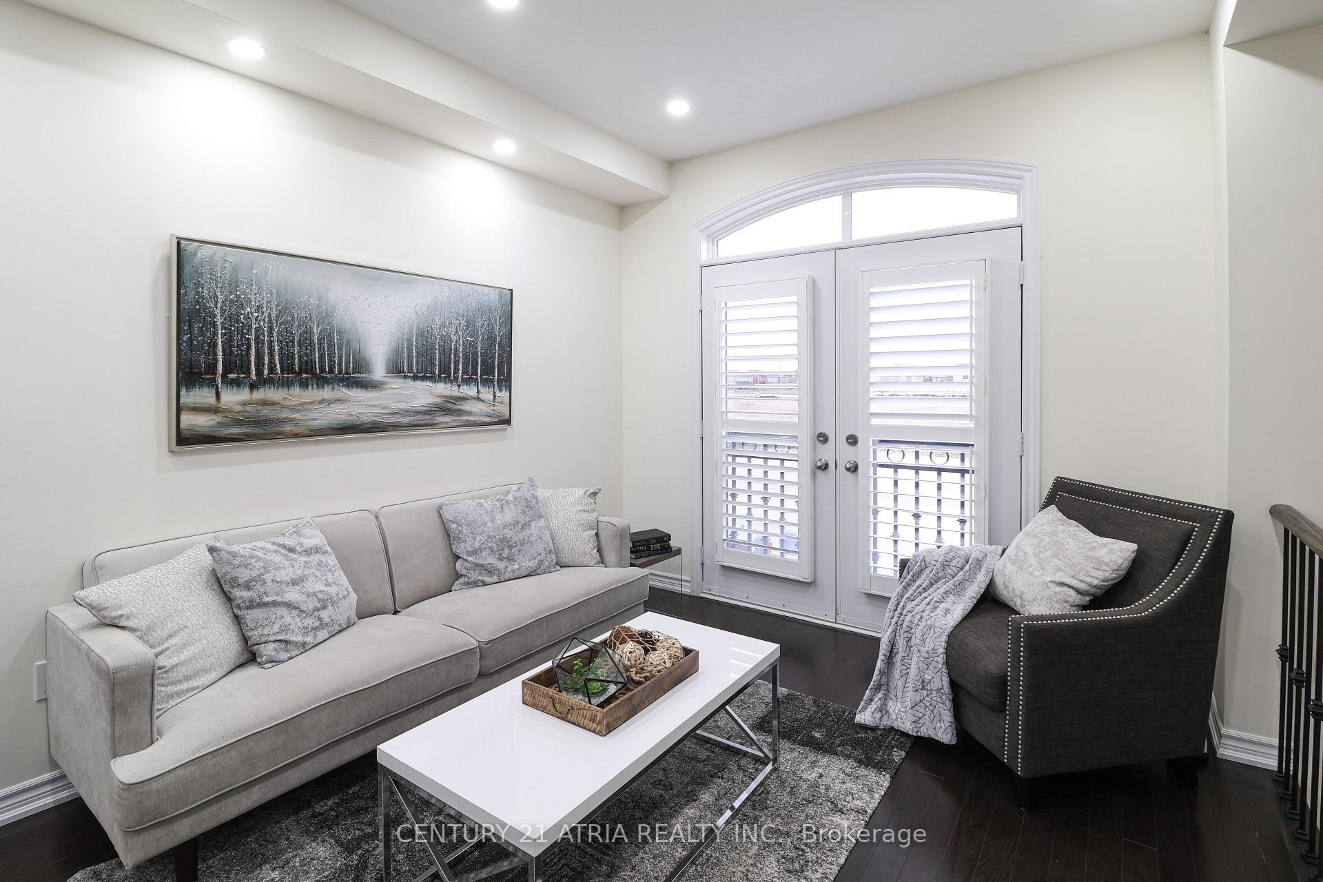Photo 9 of 134 Dundonnell Place, Vaughan, Vellore Village — HOMEH