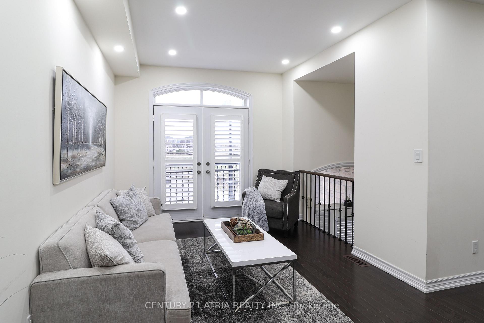 Photo 10 of 134 Dundonnell Place, Vaughan, Vellore Village — HOMEH