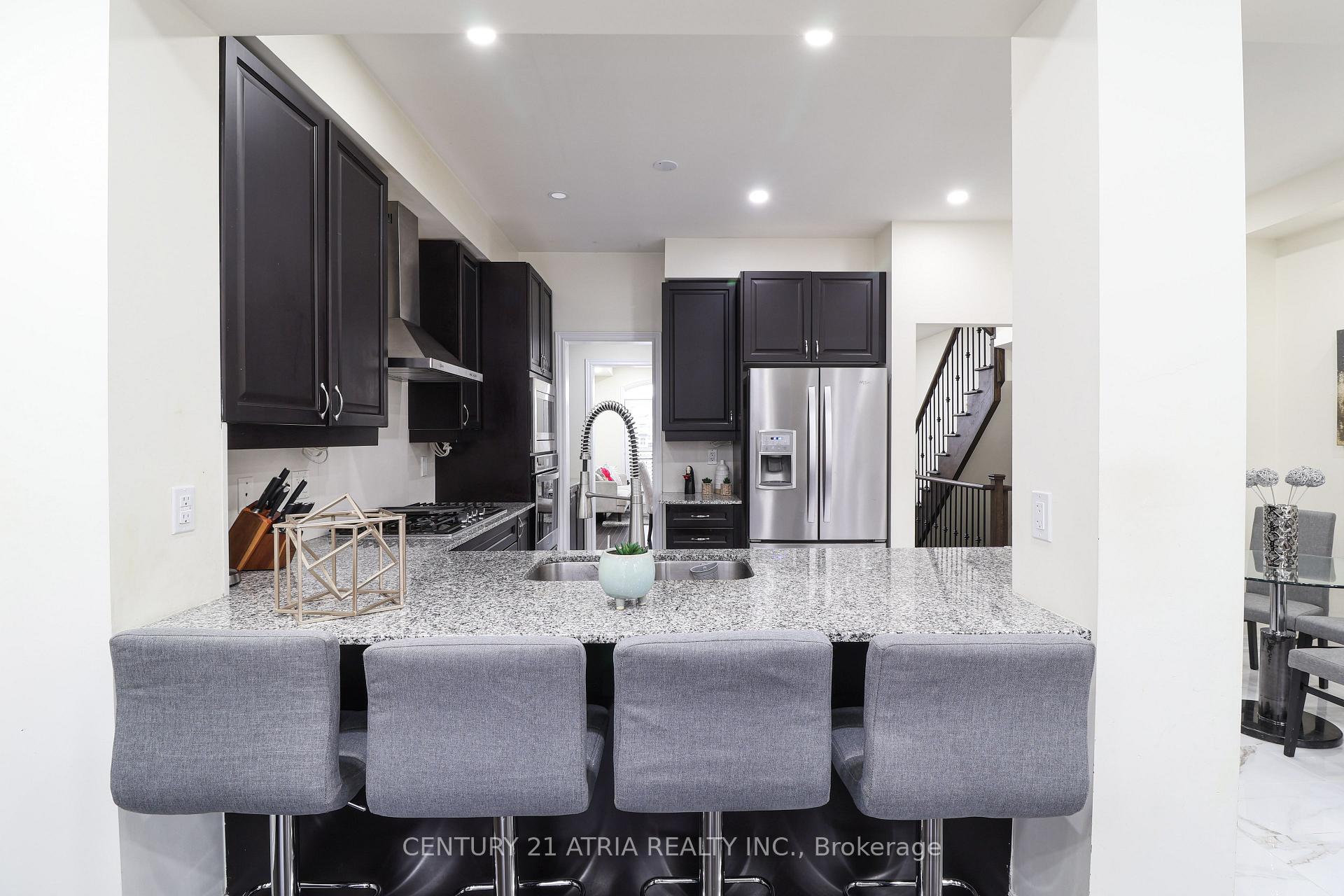 Photo 17 of 134 Dundonnell Place, Vaughan, Vellore Village — HOMEH