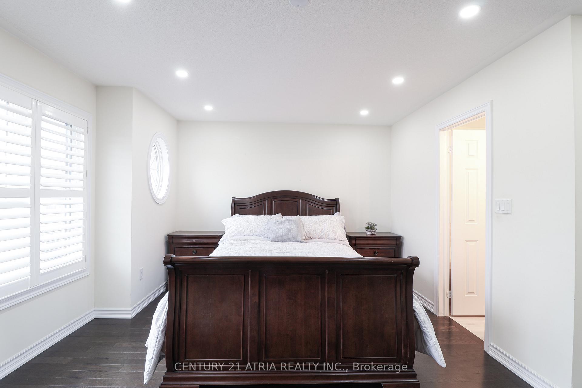 Photo 25 of 134 Dundonnell Place, Vaughan, Vellore Village — HOMEH