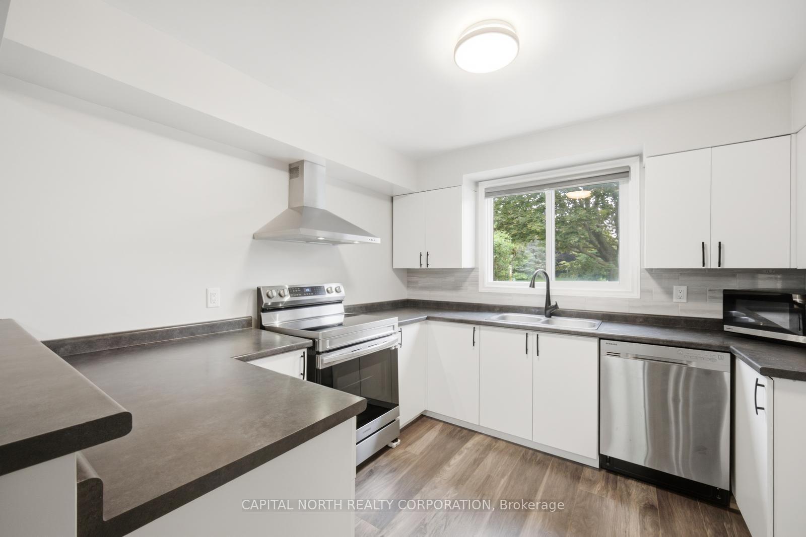 Photo 10 of 63 Elizabeth Street, Barrie, Ardagh — HOMEH