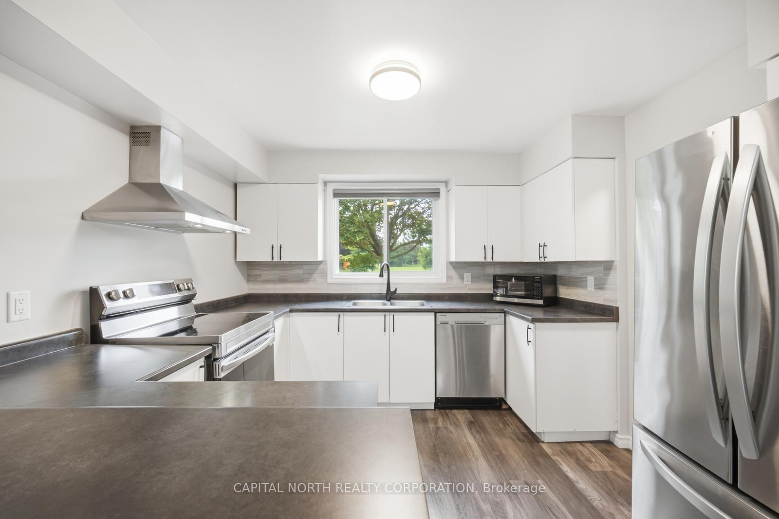 Photo 11 of 63 Elizabeth Street, Barrie, Ardagh — HOMEH