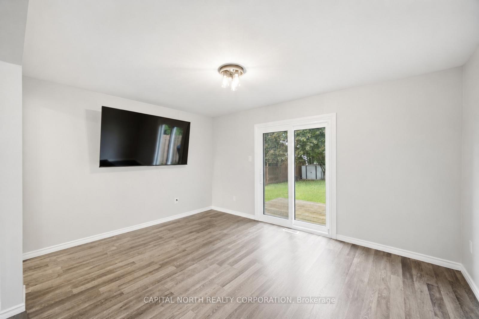 Photo 16 of 63 Elizabeth Street, Barrie, Ardagh — HOMEH