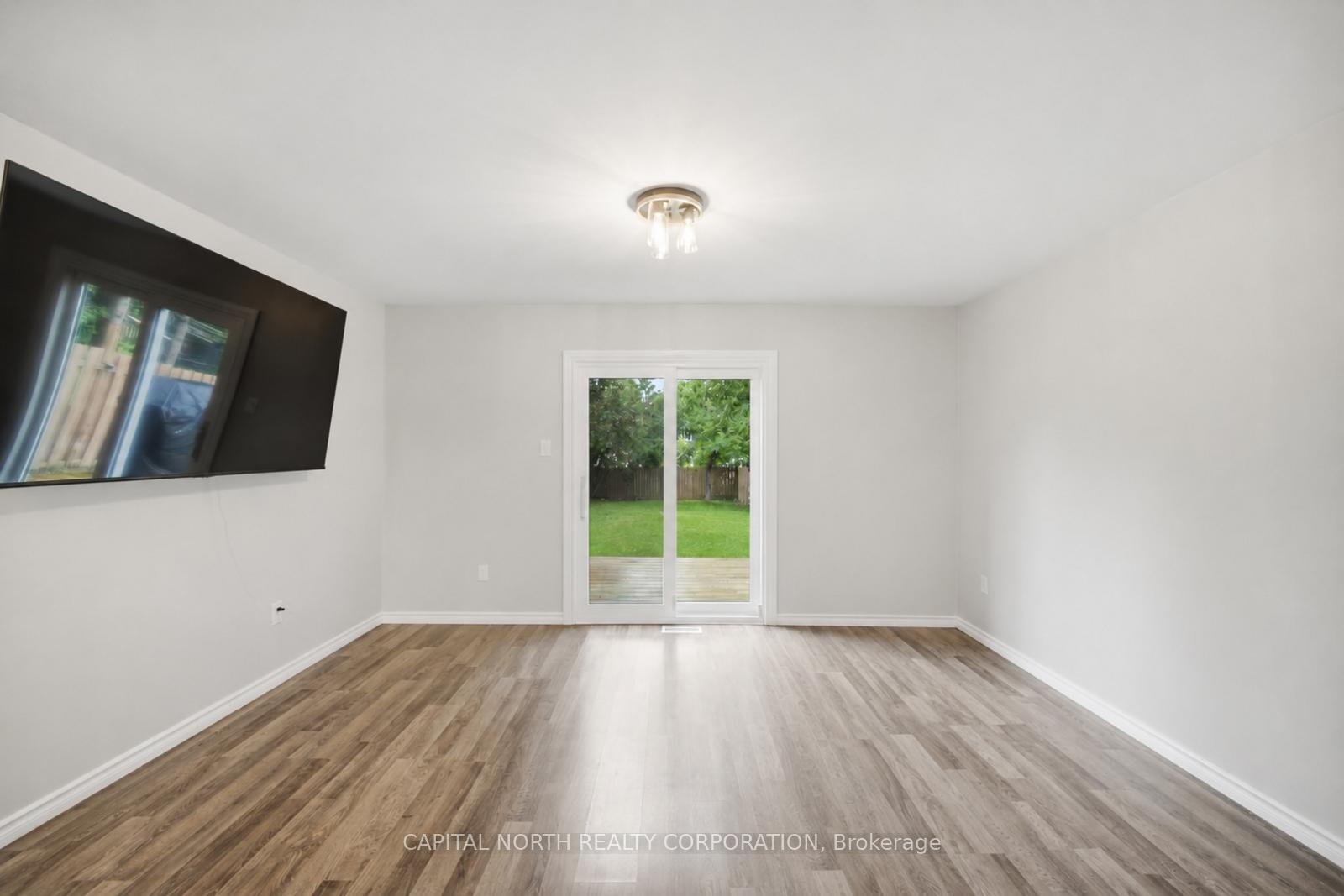 Photo 17 of 63 Elizabeth Street, Barrie, Ardagh — HOMEH