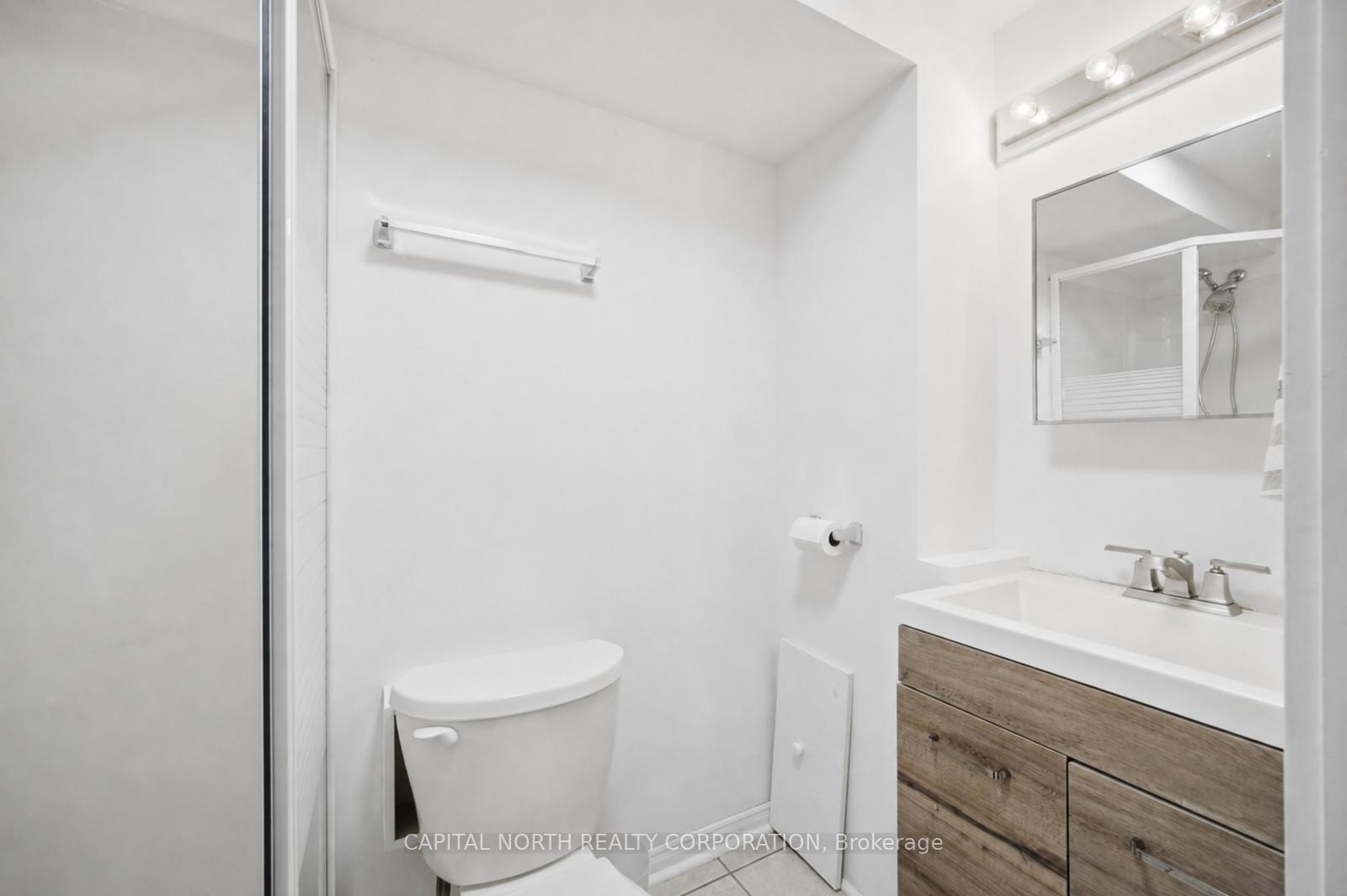 Photo 35 of 63 Elizabeth Street, Barrie, Ardagh — HOMEH
