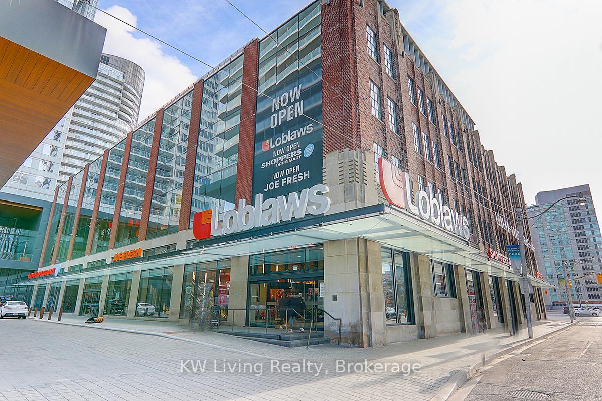 Photo 15 of Unit 1612, 19 Bathurst Street, Toronto, Waterfront Communities — HOMEH