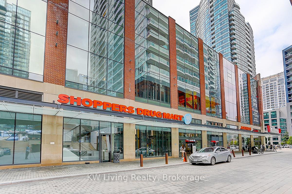 Photo 16 of Unit 1612, 19 Bathurst Street, Toronto, Waterfront Communities — HOMEH