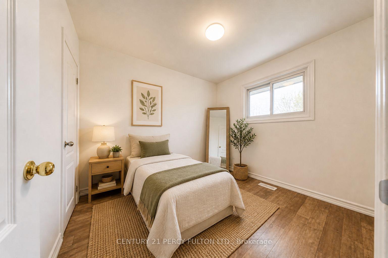 Photo 9 of 381 Conant Street, Oshawa, Lakeview — HOMEH