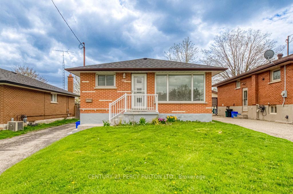 Photo 18 of 381 Conant Street, Oshawa, Lakeview — HOMEH