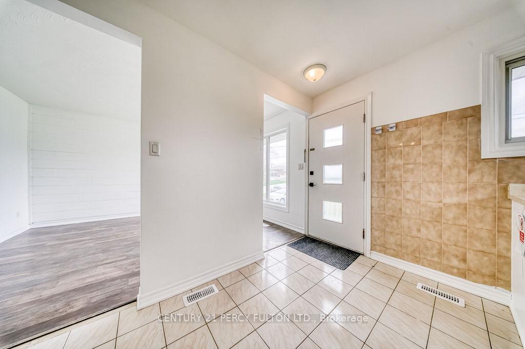 Photo 20 of 381 Conant Street, Oshawa, Lakeview — HOMEH