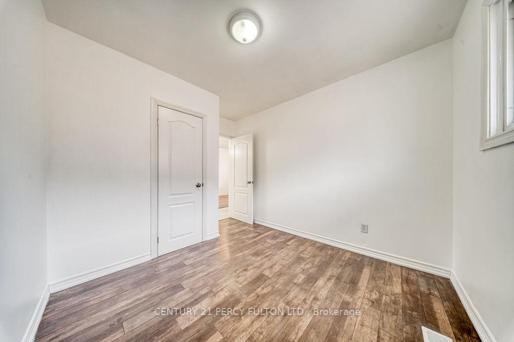 Photo 26 of 381 Conant Street, Oshawa, Lakeview — HOMEH