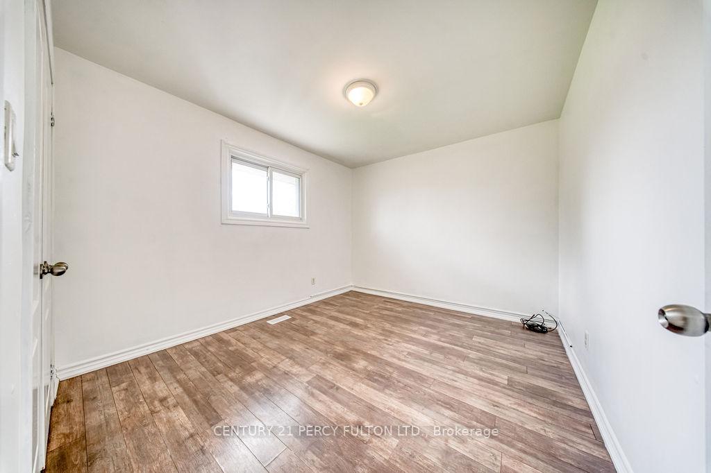 Photo 27 of 381 Conant Street, Oshawa, Lakeview — HOMEH