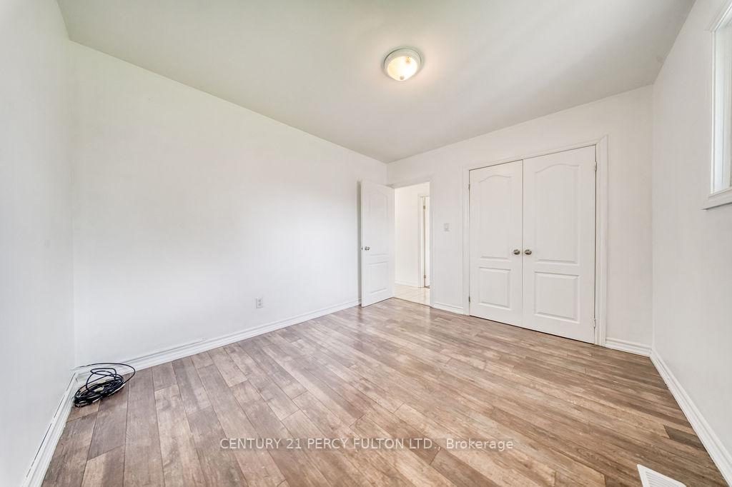 Photo 28 of 381 Conant Street, Oshawa, Lakeview — HOMEH