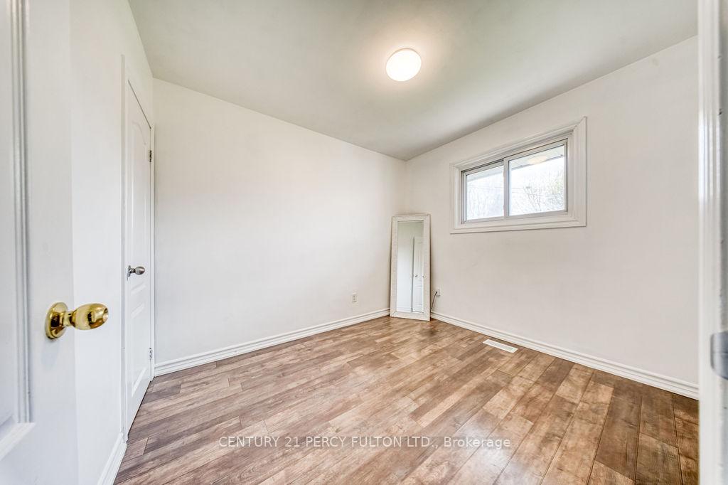 Photo 29 of 381 Conant Street, Oshawa, Lakeview — HOMEH