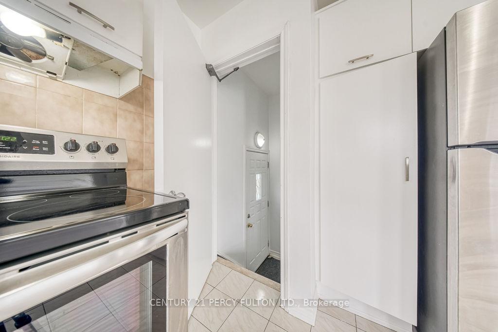 Photo 32 of 381 Conant Street, Oshawa, Lakeview — HOMEH