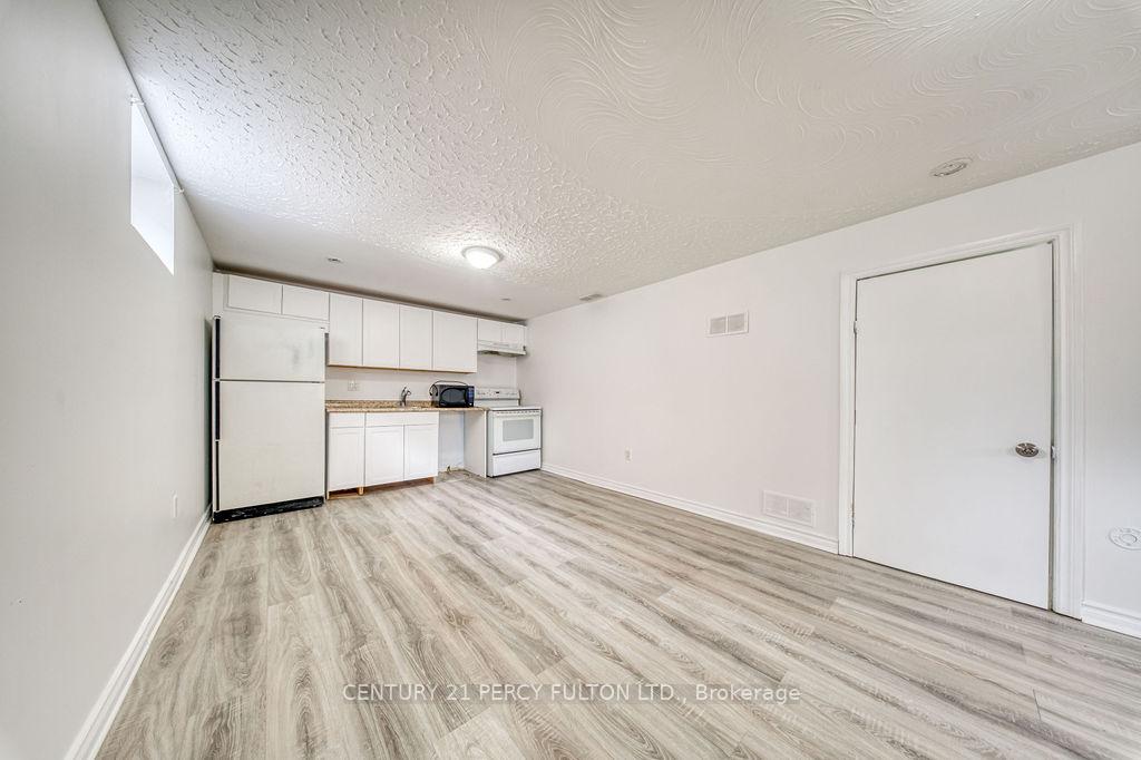 Photo 36 of 381 Conant Street, Oshawa, Lakeview — HOMEH