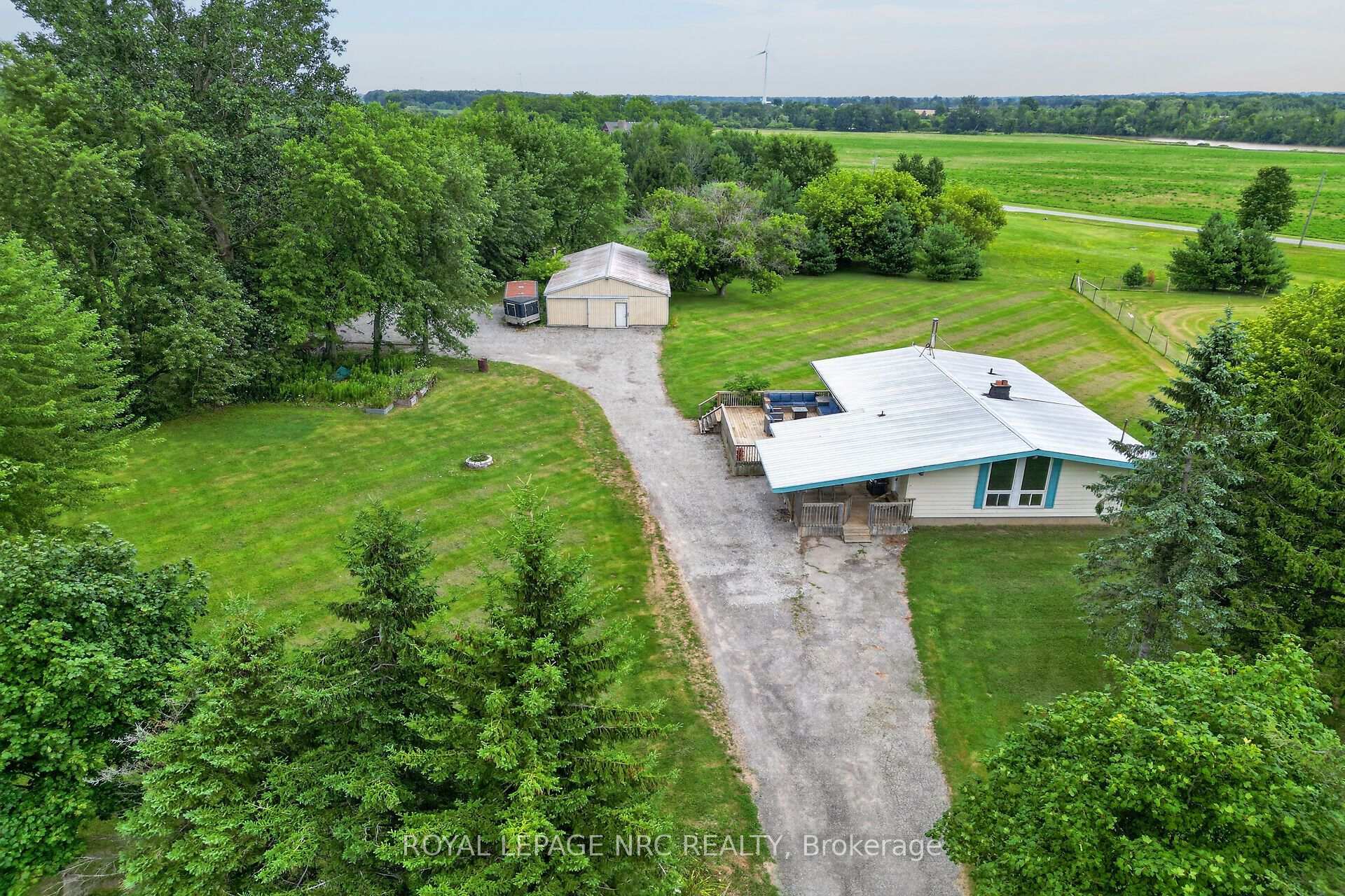 Photo 2 of 82822 Old River Road, Wainfleet, Marshville/Winger — HOMEH