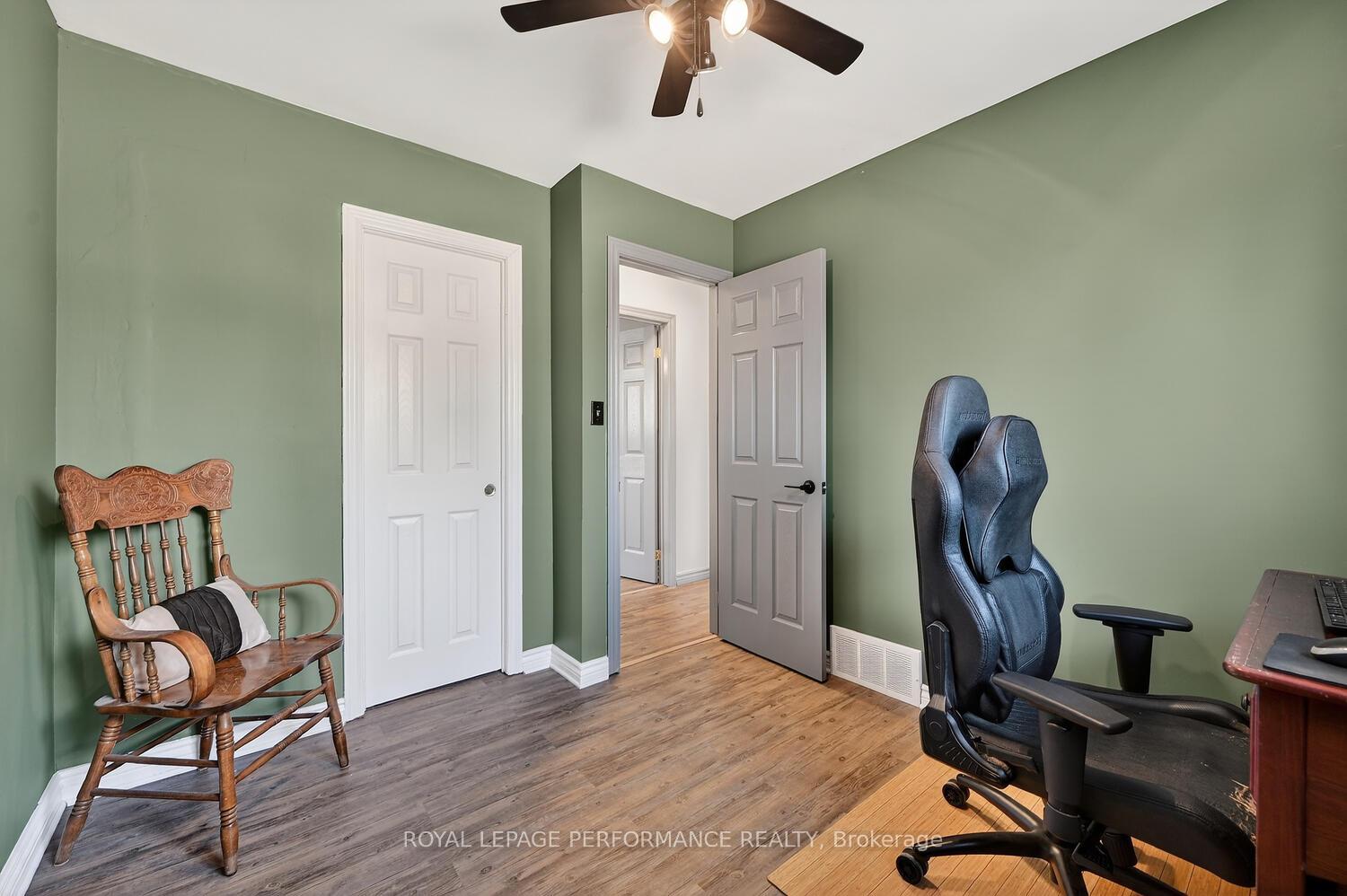 Photo 29 of 107 Lorne Street, Smiths Falls, Smiths Falls — HOMEH