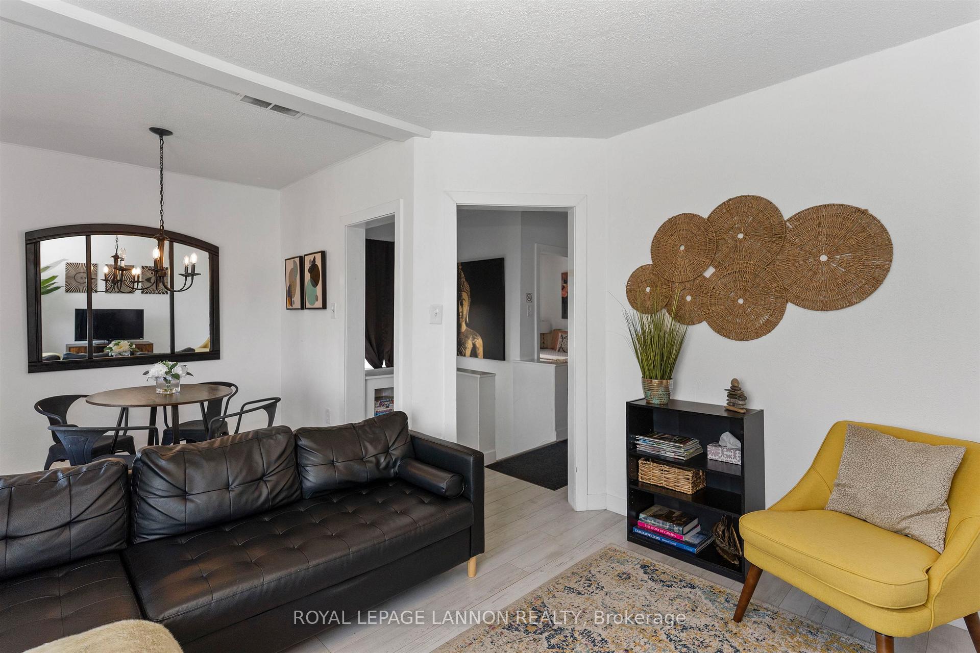 Photo 6 of 92 Jean Street, Thunder Bay, College Heights — HOMEH