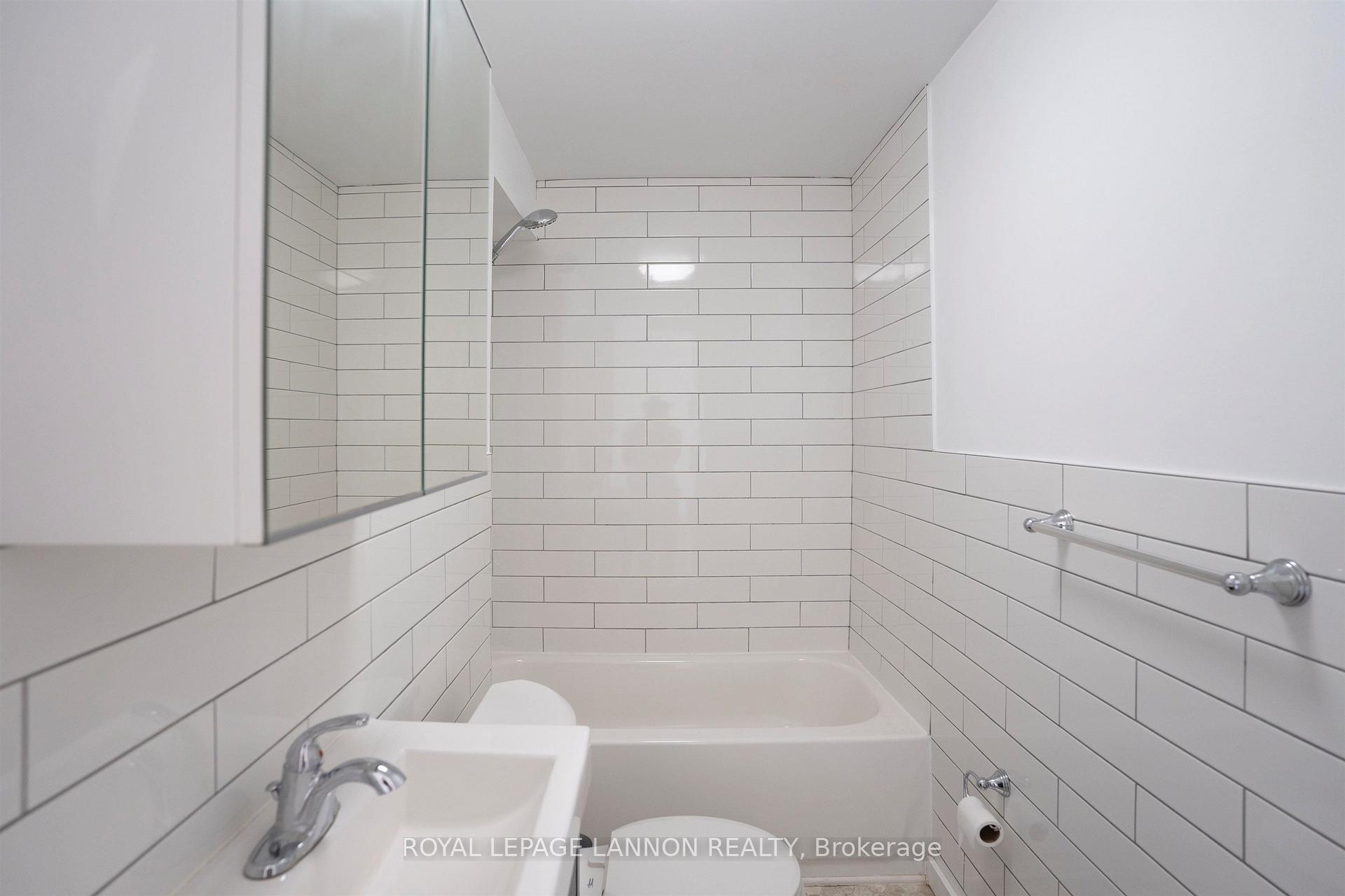 Photo 32 of 92 Jean Street, Thunder Bay, College Heights — HOMEH