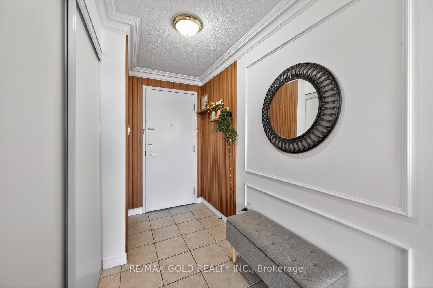 Photo 7 of Unit 1411, 55 Strathaven Drive, Mississauga, Hurontario — HOMEH