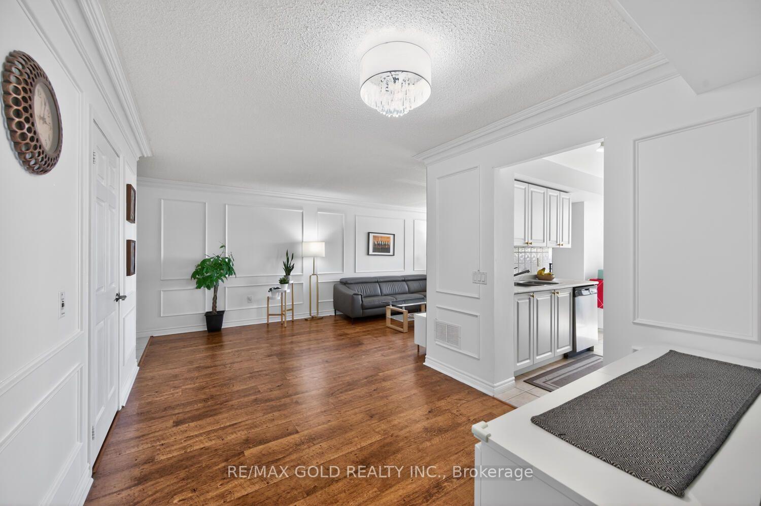 Photo 9 of Unit 1411, 55 Strathaven Drive, Mississauga, Hurontario — HOMEH