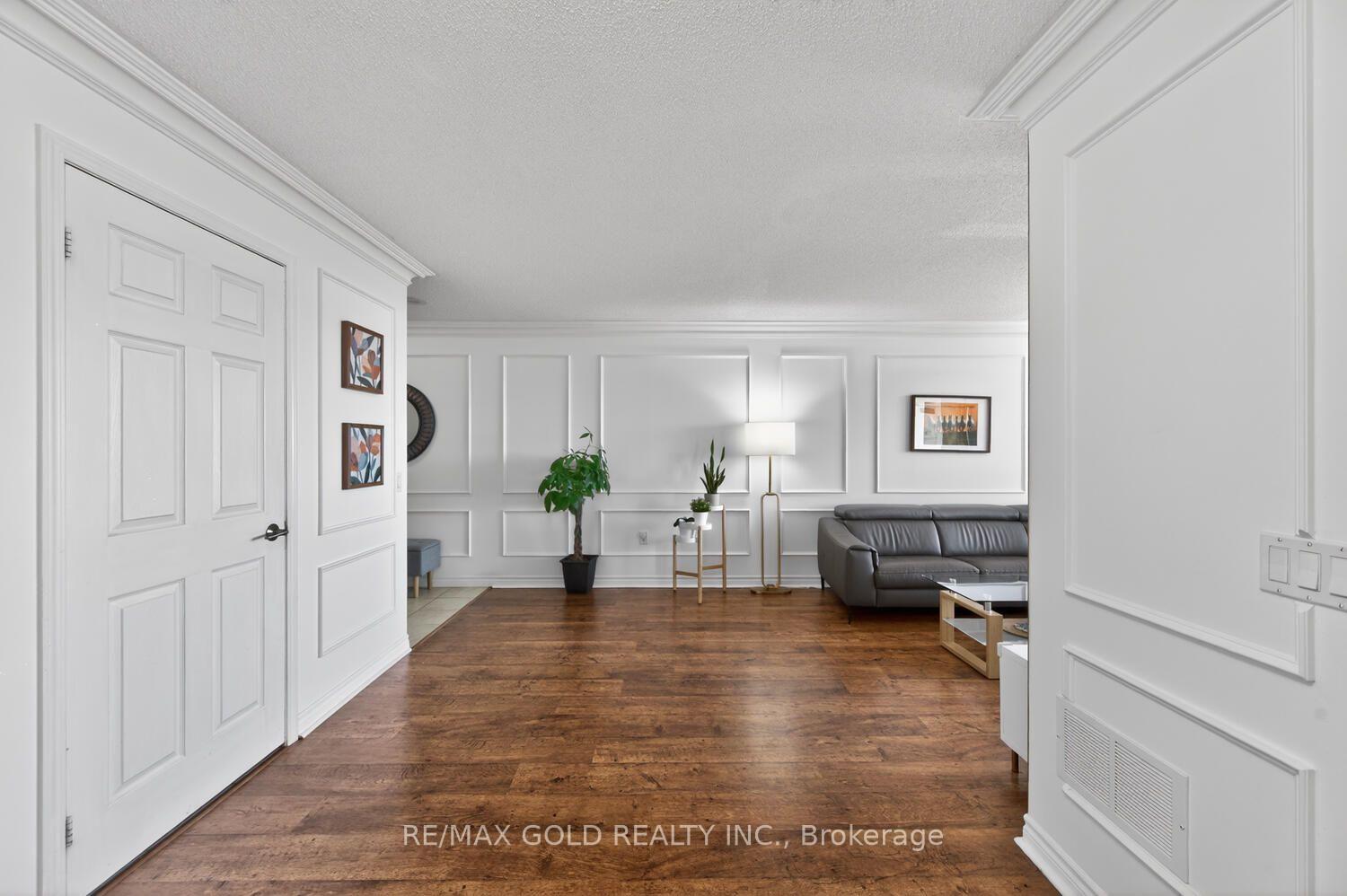 Photo 10 of Unit 1411, 55 Strathaven Drive, Mississauga, Hurontario — HOMEH
