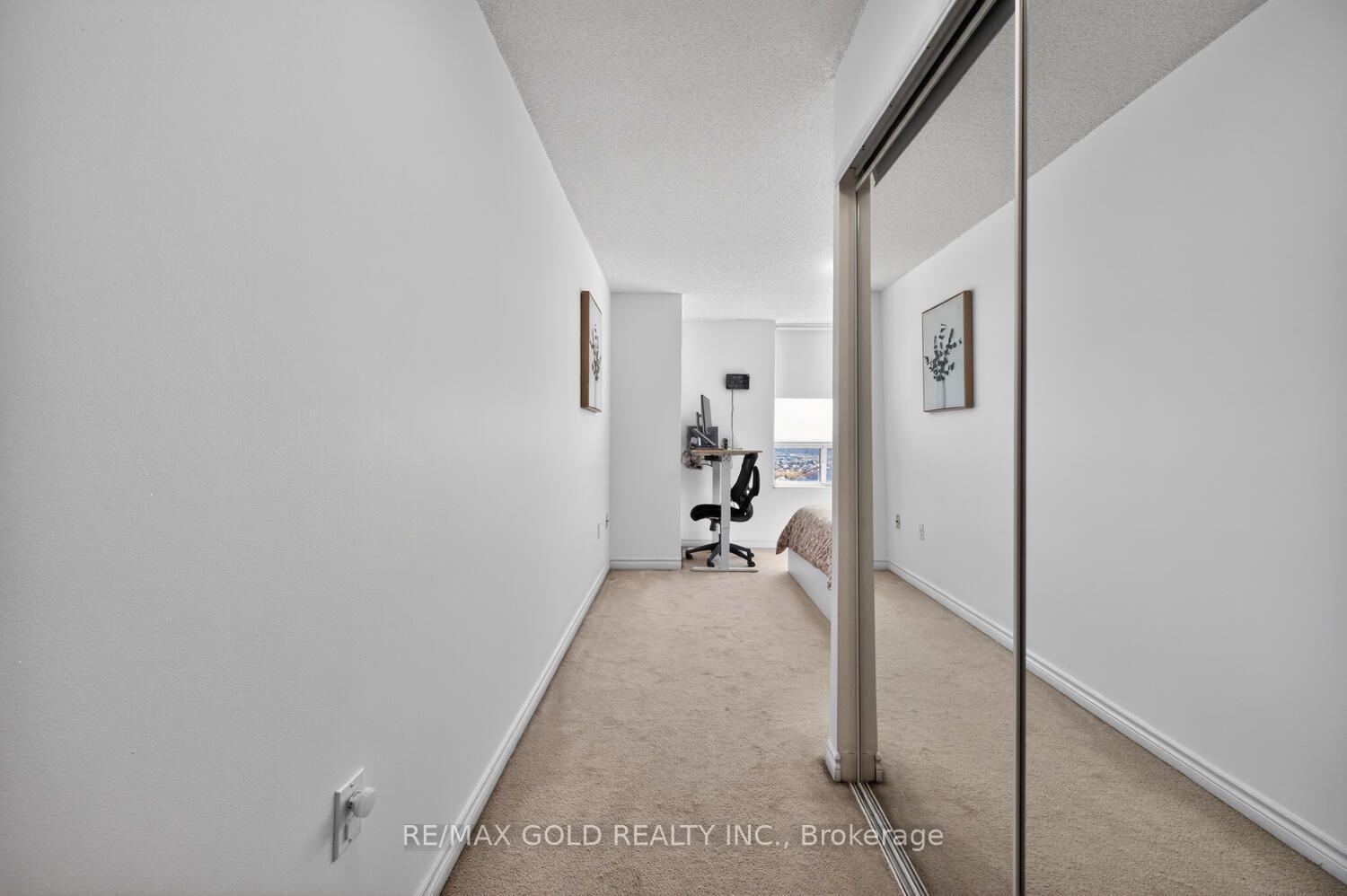 Photo 23 of Unit 1411, 55 Strathaven Drive, Mississauga, Hurontario — HOMEH