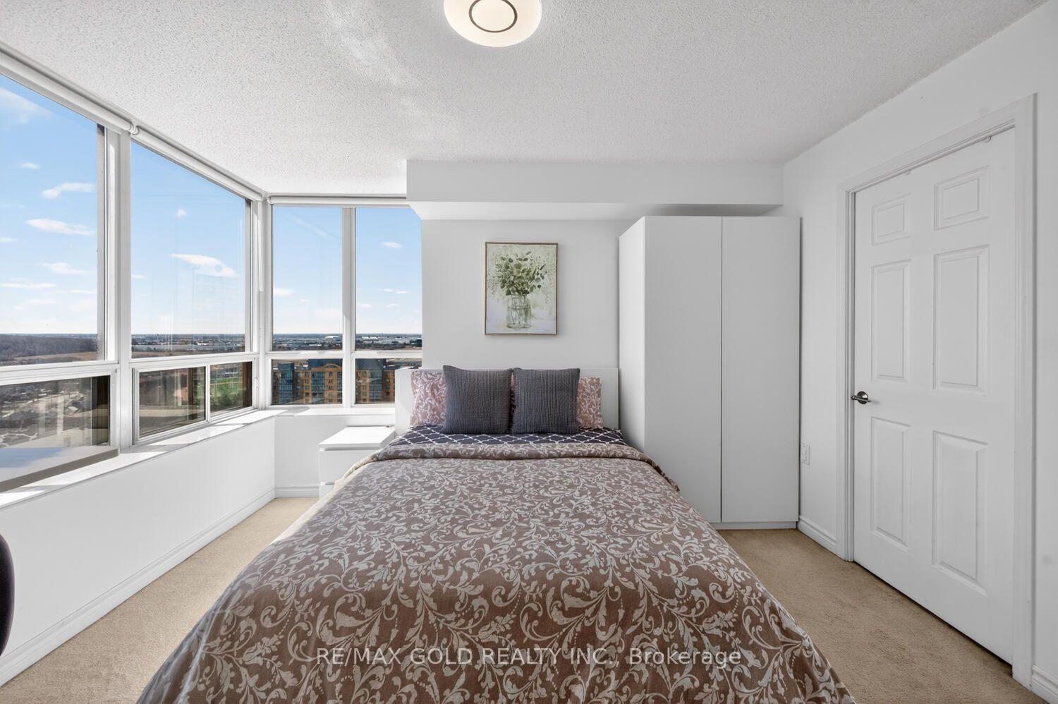 Photo 26 of Unit 1411, 55 Strathaven Drive, Mississauga, Hurontario — HOMEH