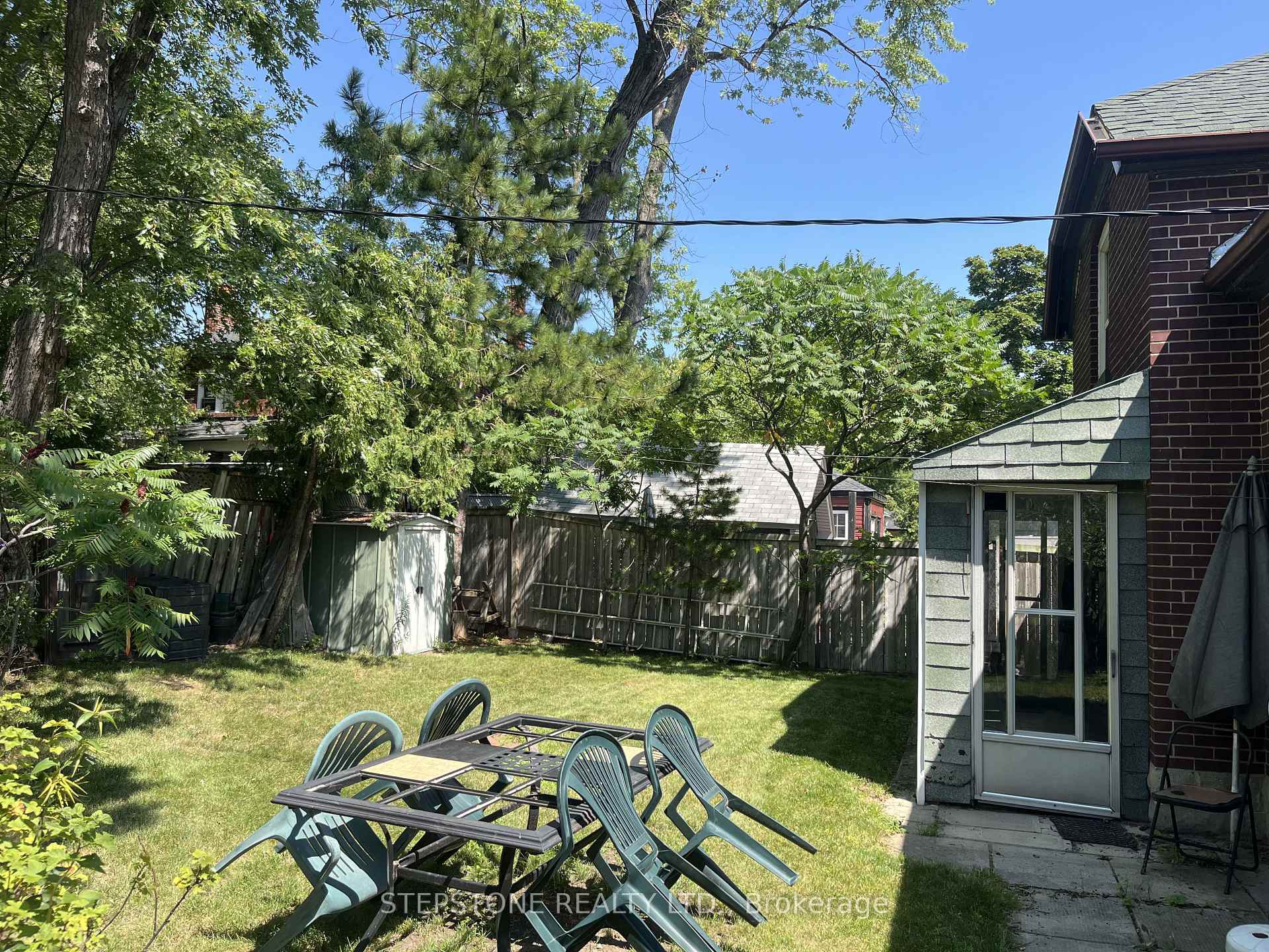 Photo 5 of 40 Glenvalley Drive S, North York, Mount Dennis — HOMEH