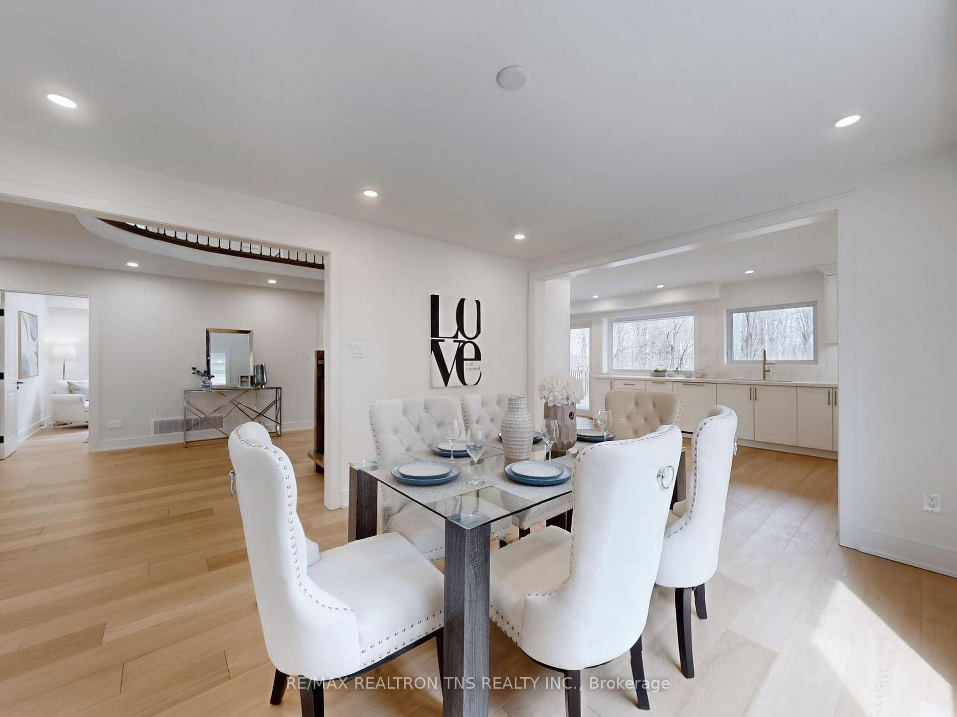 Photo 7 of 46 Sycamore Drive, Markham, Aileen-Willowbrook — HOMEH