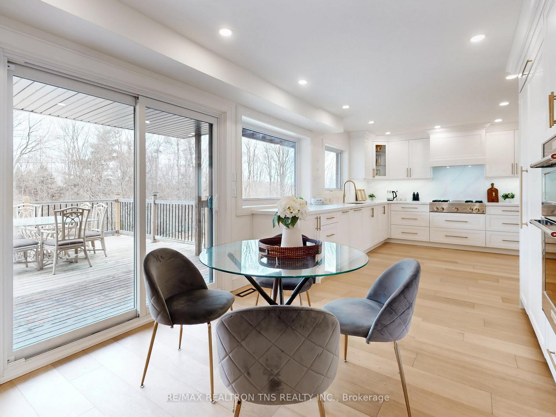 Photo 13 of 46 Sycamore Drive, Markham, Aileen-Willowbrook — HOMEH