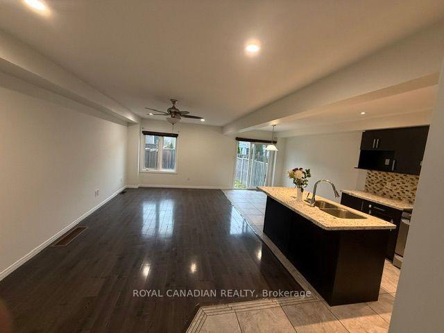 Photo 13 of 5 Trafalgar Drive, Hamilton, Stoney Creek Mountain — HOMEH
