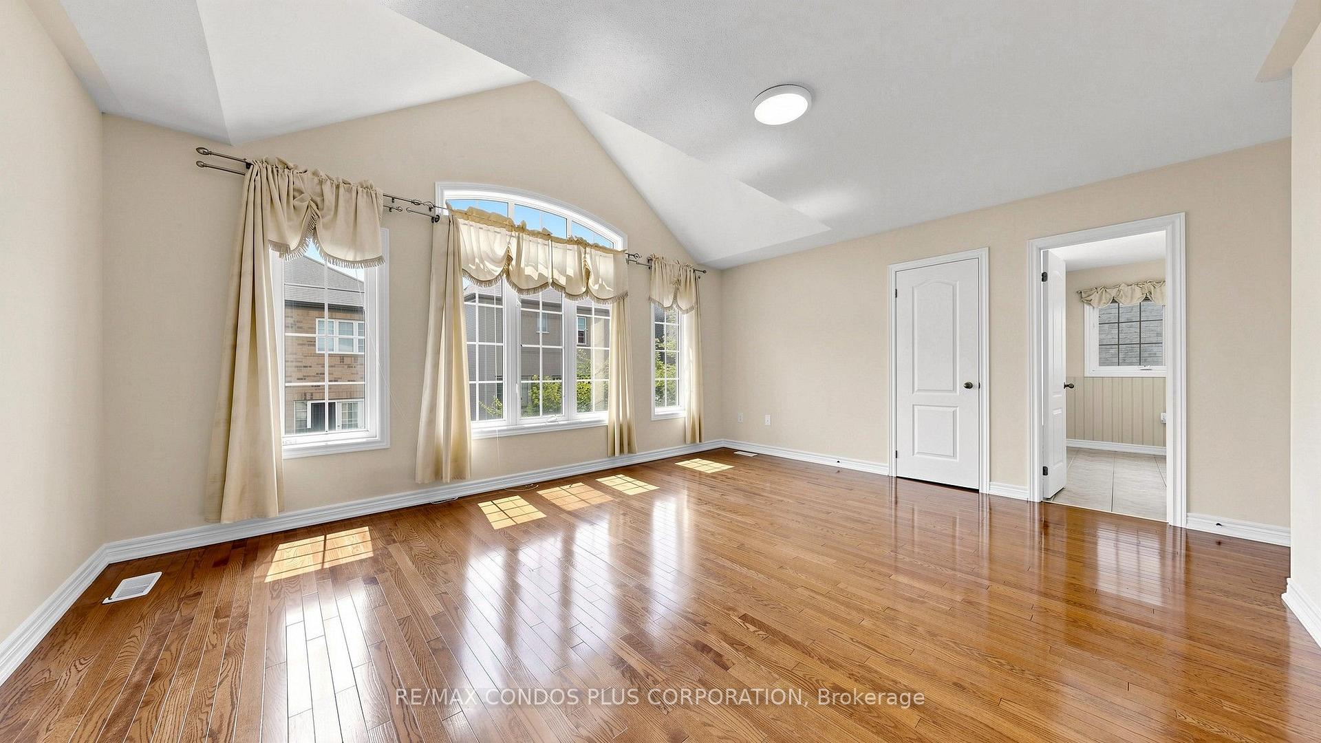Photo 27 of 139 Queen Filomena Avenue, Vaughan, Patterson — HOMEH