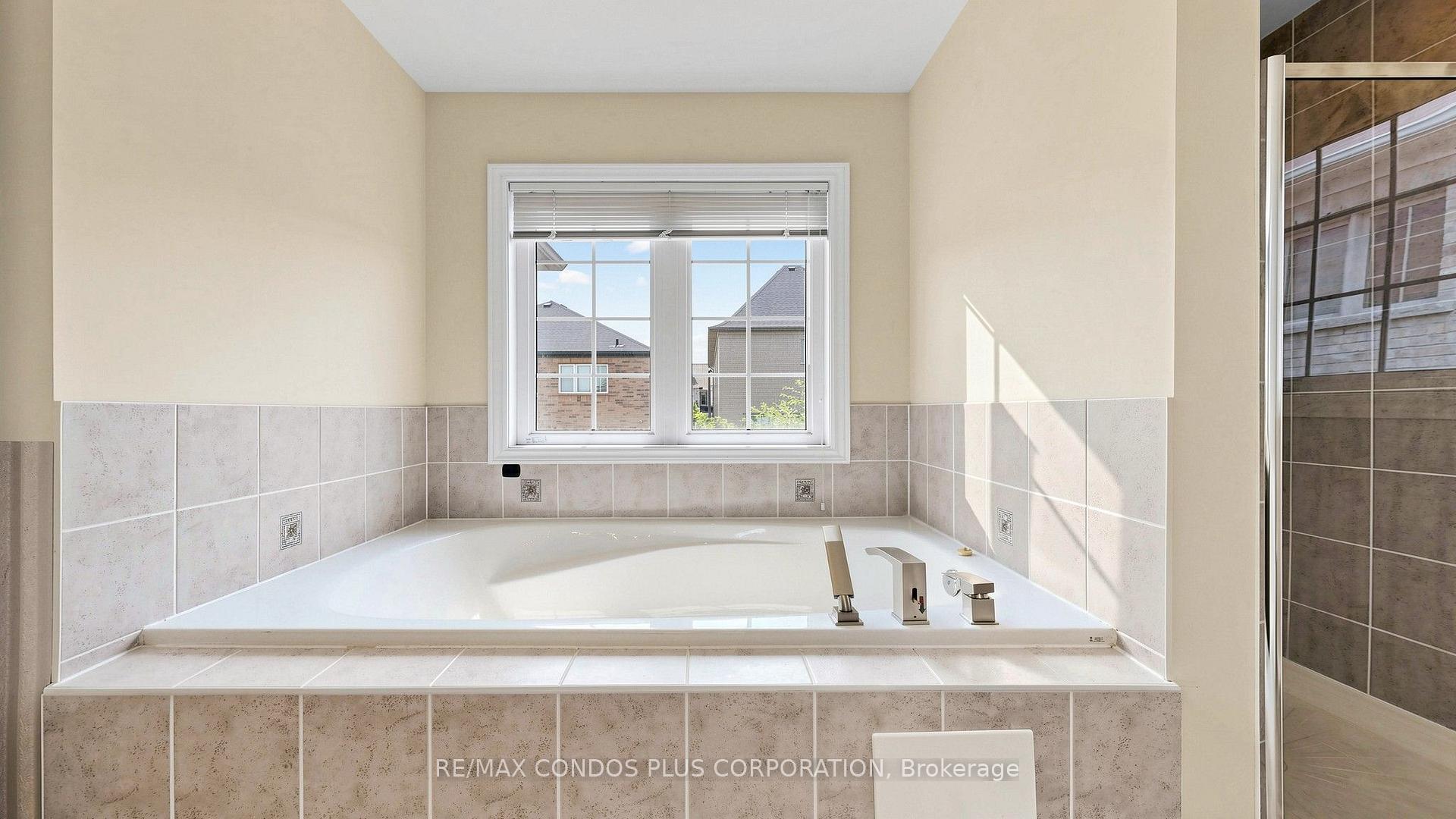 Photo 31 of 139 Queen Filomena Avenue, Vaughan, Patterson — HOMEH