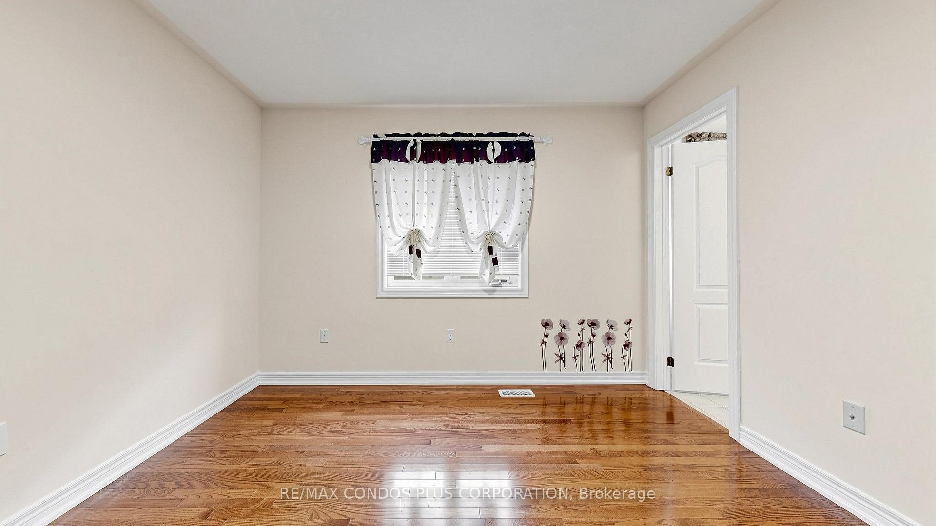 Photo 34 of 139 Queen Filomena Avenue, Vaughan, Patterson — HOMEH