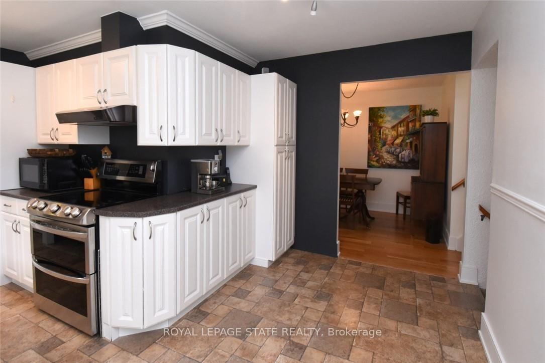 Photo 13 of 374 Brigadoon Drive, Hamilton, Gourley — HOMEH