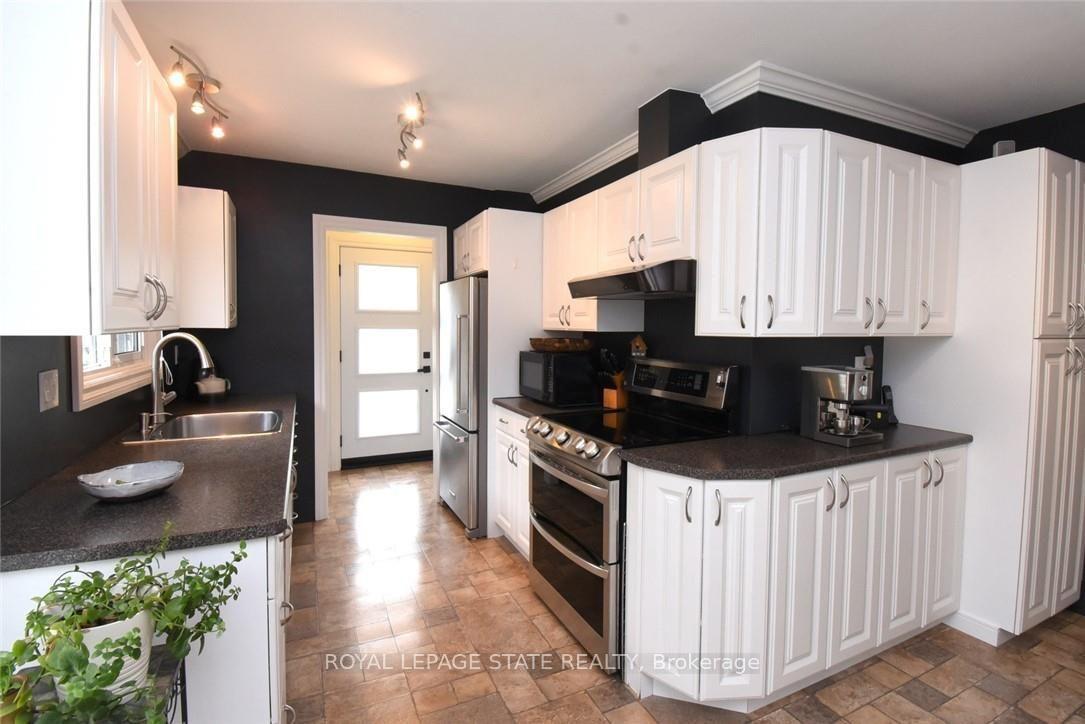 Photo 19 of 374 Brigadoon Drive, Hamilton, Gourley — HOMEH