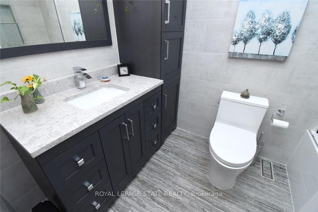 Photo 28 of 374 Brigadoon Drive, Hamilton, Gourley — HOMEH