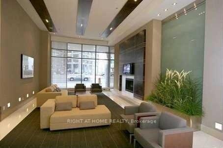Photo 8 of Unit 1701, 12 Yonge Street, Toronto, Waterfront Communities — HOMEH