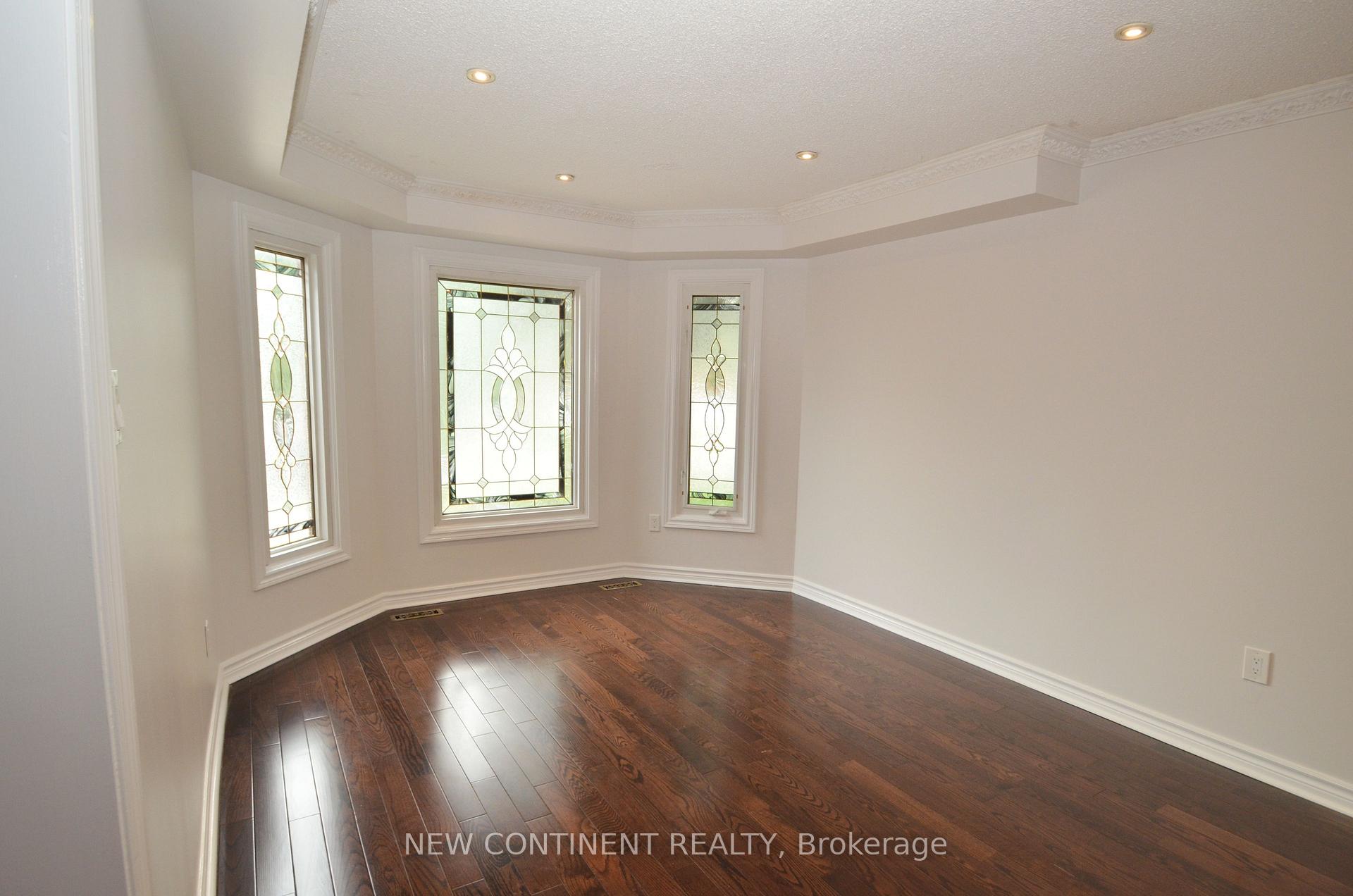 Photo 4 of Unit Main & 2nd, 67 Cornell Crescent, Markham, Milliken Mills East — HOMEH