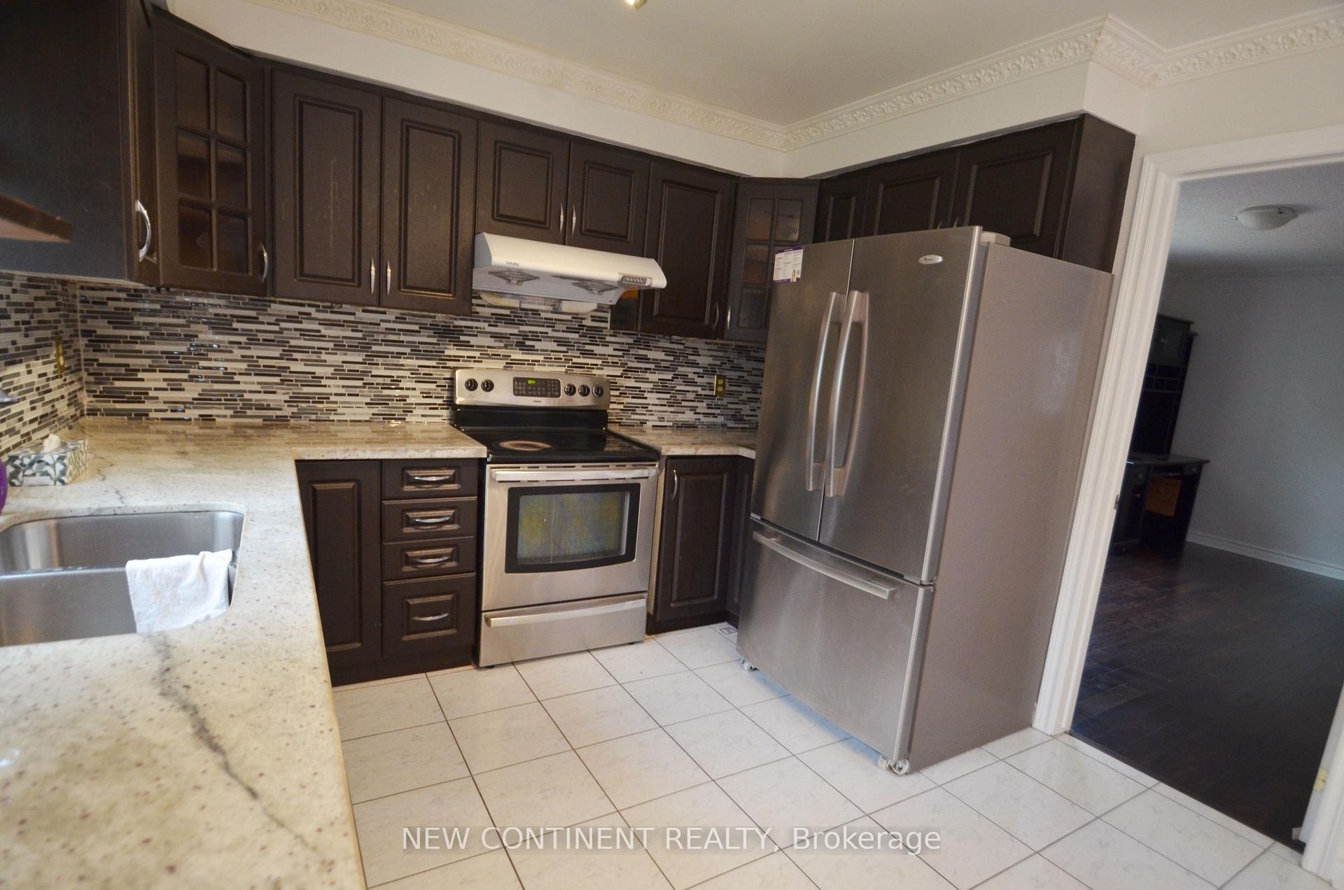 Photo 7 of Unit Main & 2nd, 67 Cornell Crescent, Markham, Milliken Mills East — HOMEH